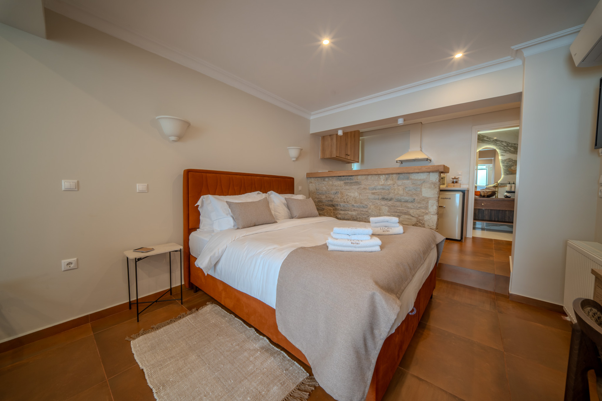 Ground Floor Suite 1