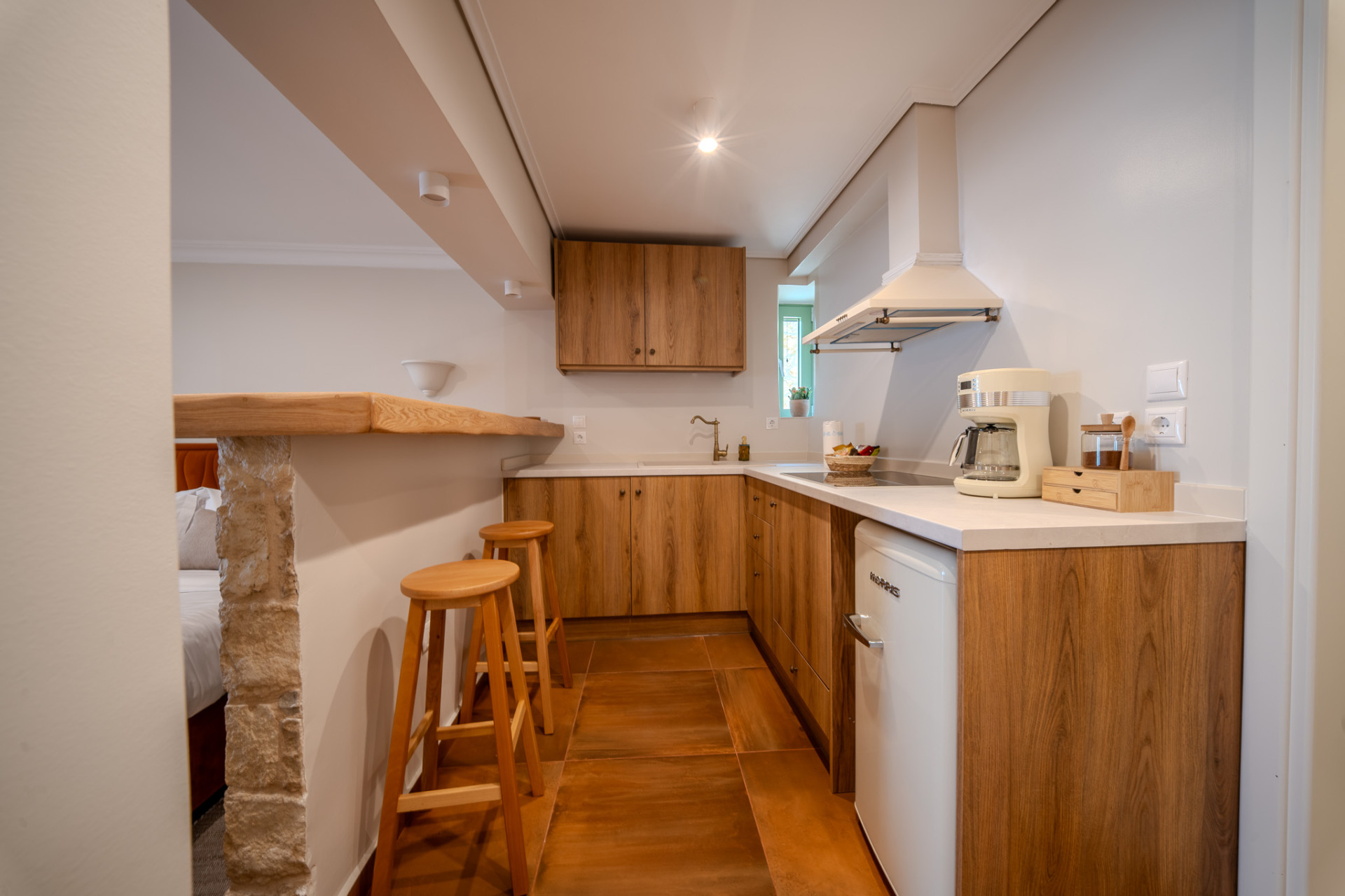 Ground Floor Suite 1