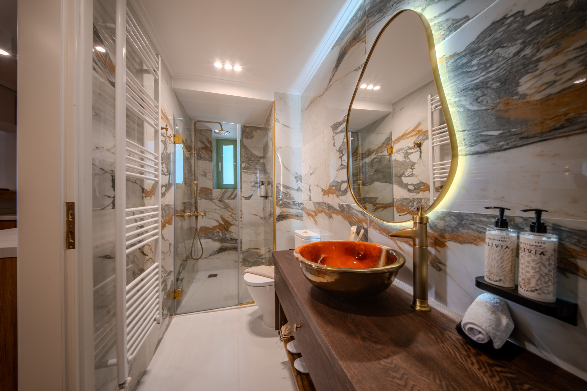 Ground Floor Suite 1