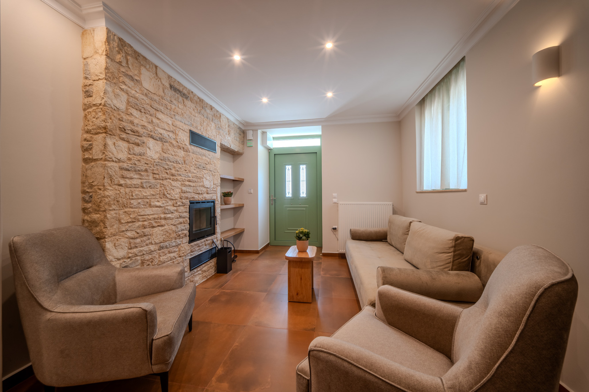 Ground Floor Suite 1