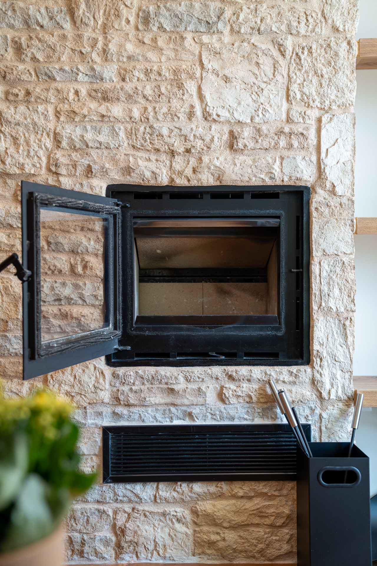Ground Floor Suite 1