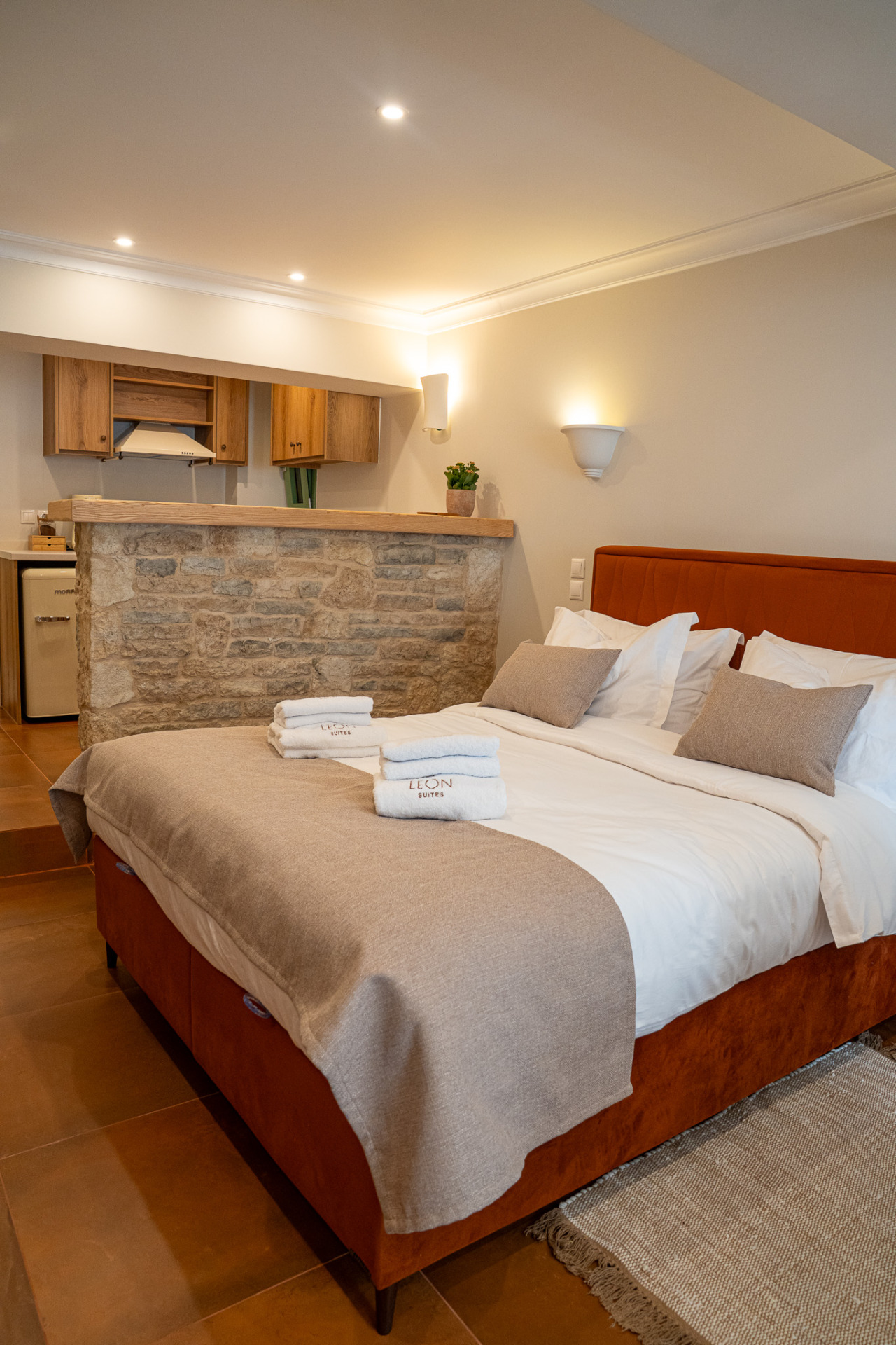 Ground Floor Suite 2