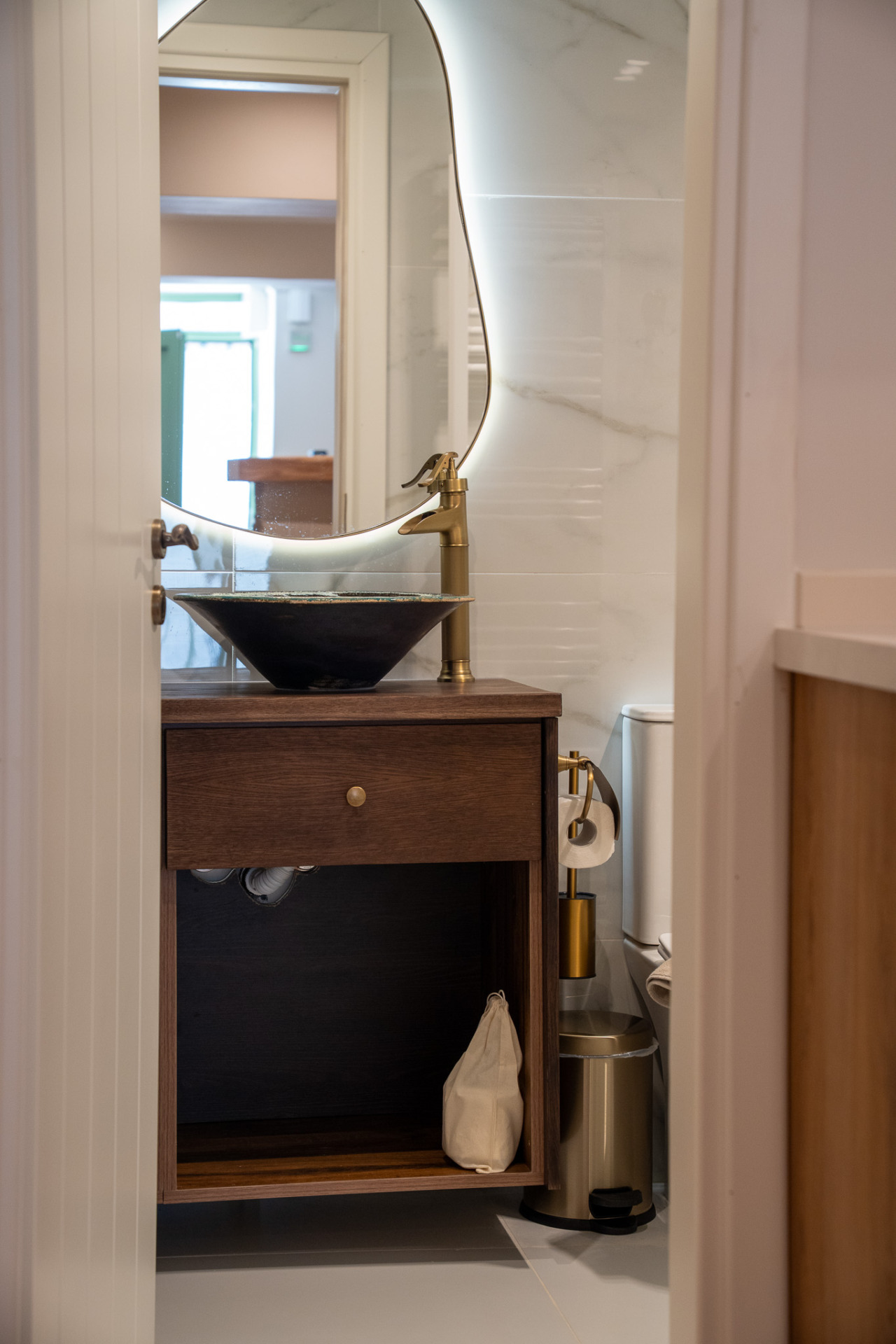 Ground Floor Suite 2