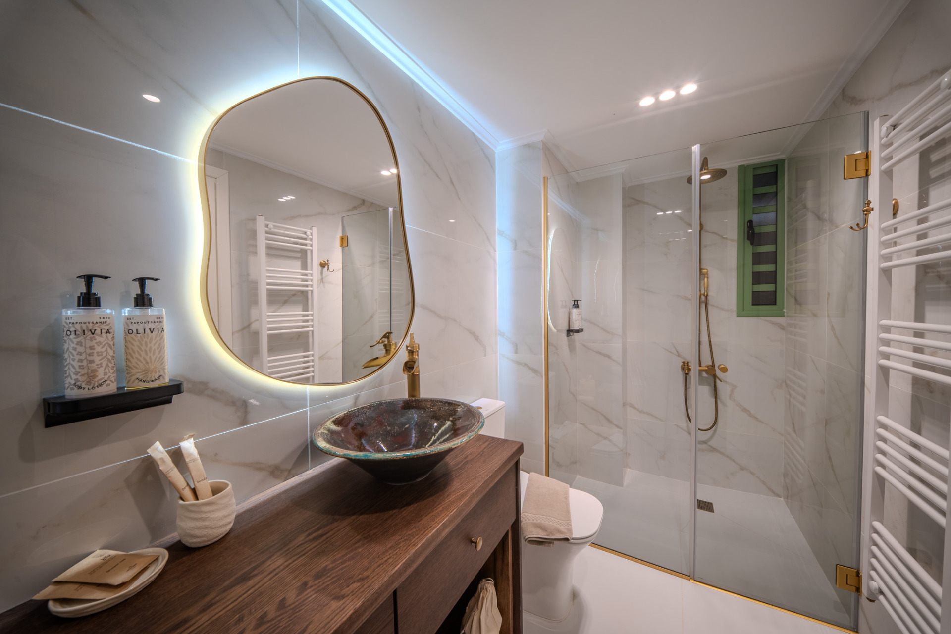 Ground Floor Suite 2